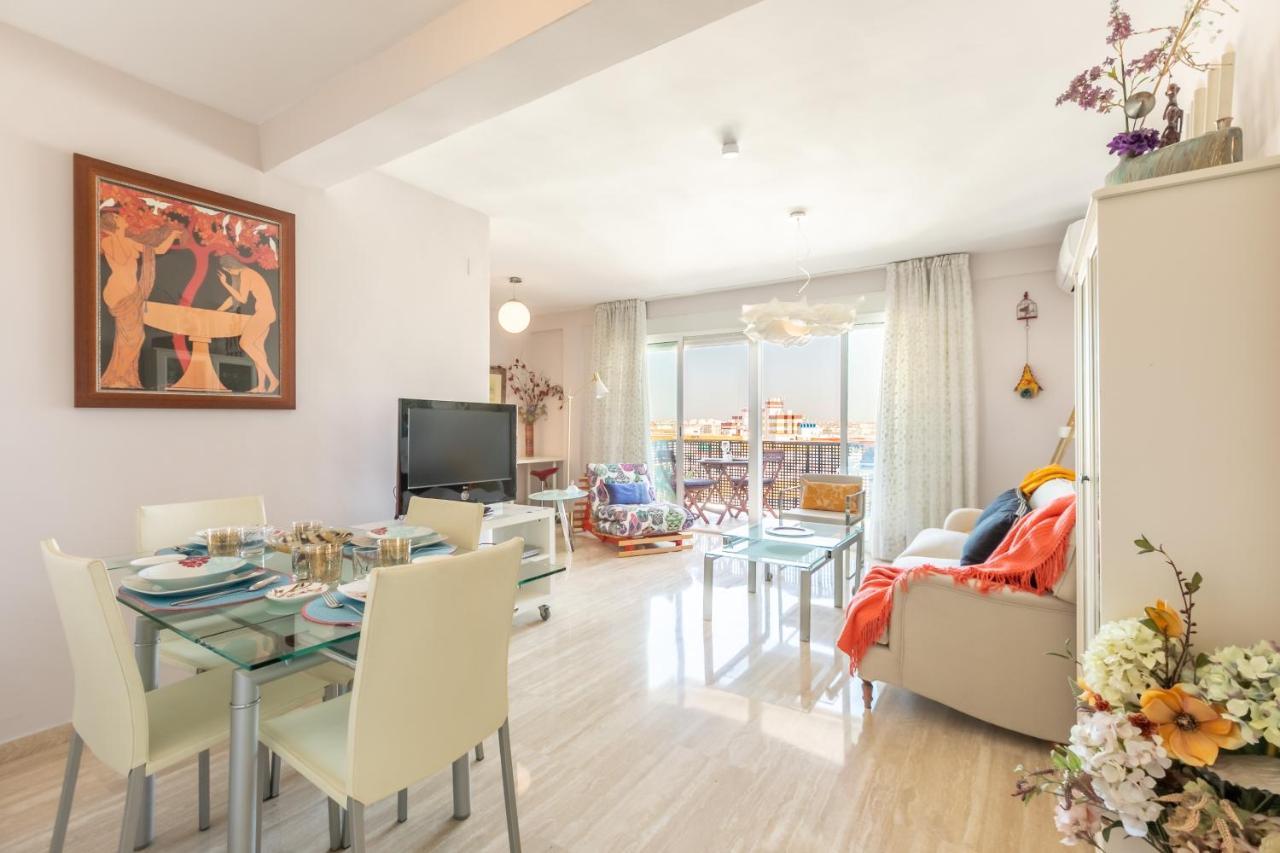 Apartamento Desde El Cielo De Triana Apartman Sevilla Kültér fotó