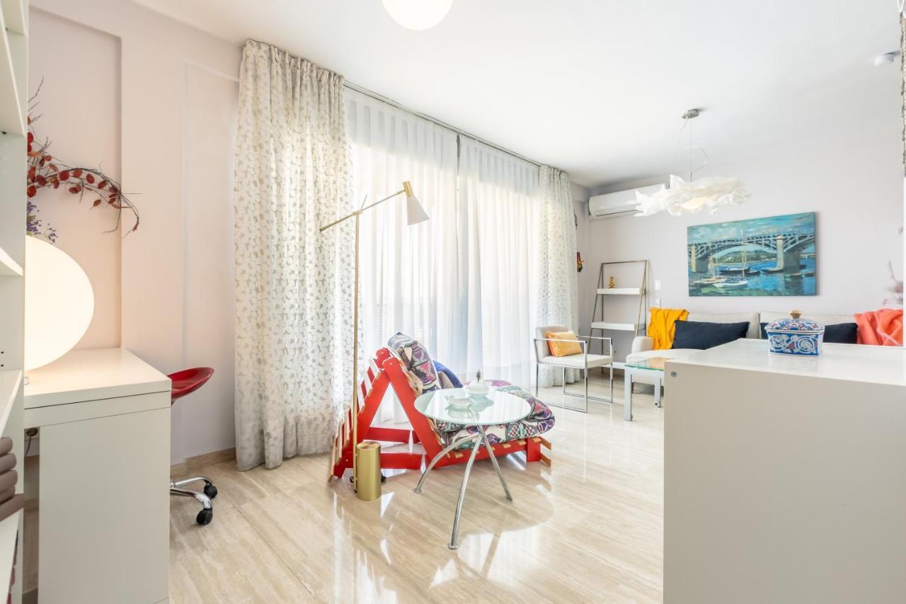 Apartamento Desde El Cielo De Triana Apartman Sevilla Kültér fotó