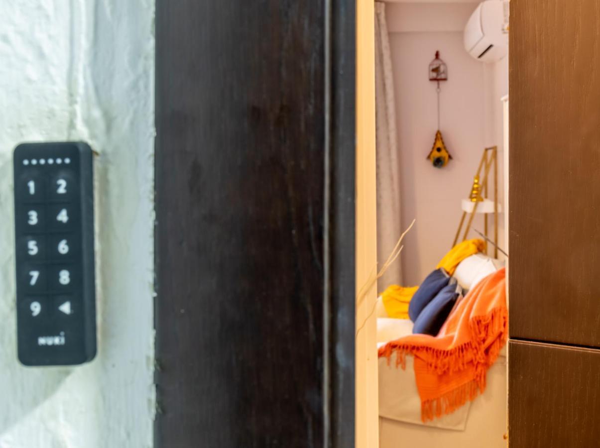 Apartamento Desde El Cielo De Triana Apartman Sevilla Kültér fotó