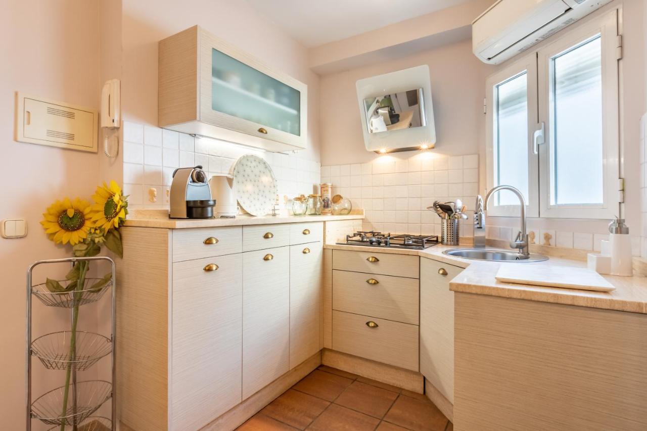 Apartamento Desde El Cielo De Triana Apartman Sevilla Kültér fotó