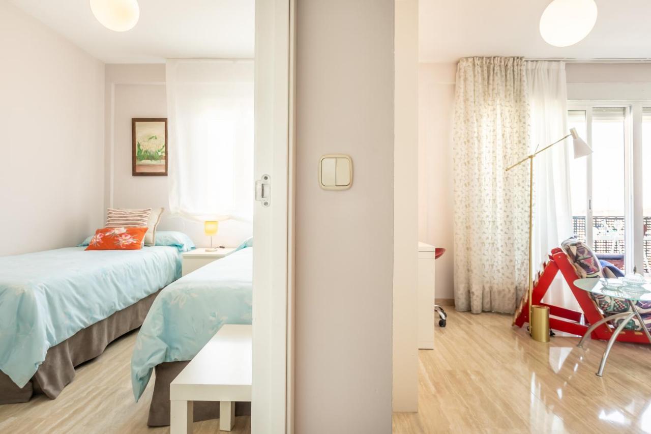 Apartamento Desde El Cielo De Triana Apartman Sevilla Kültér fotó