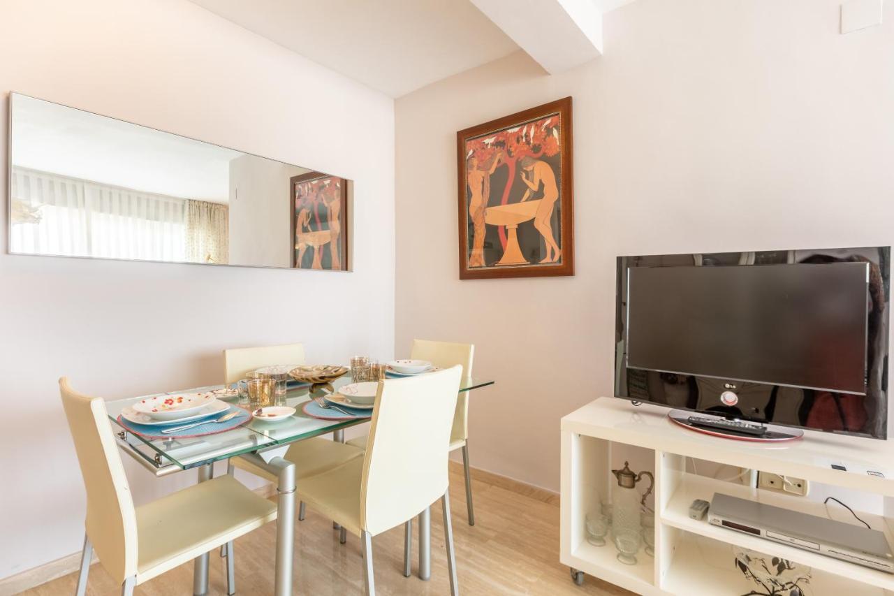 Apartamento Desde El Cielo De Triana Apartman Sevilla Kültér fotó