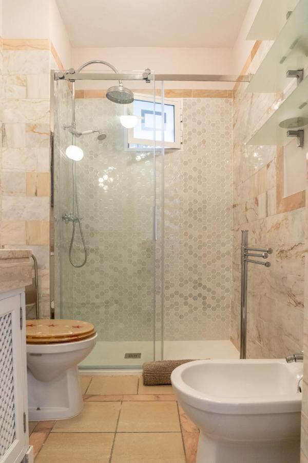 Apartamento Desde El Cielo De Triana Apartman Sevilla Kültér fotó
